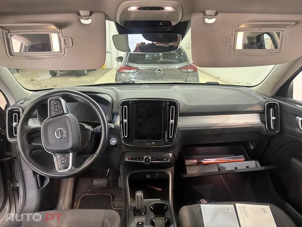 Volvo XC40 1.5 T5 PHEV Inscription Expression