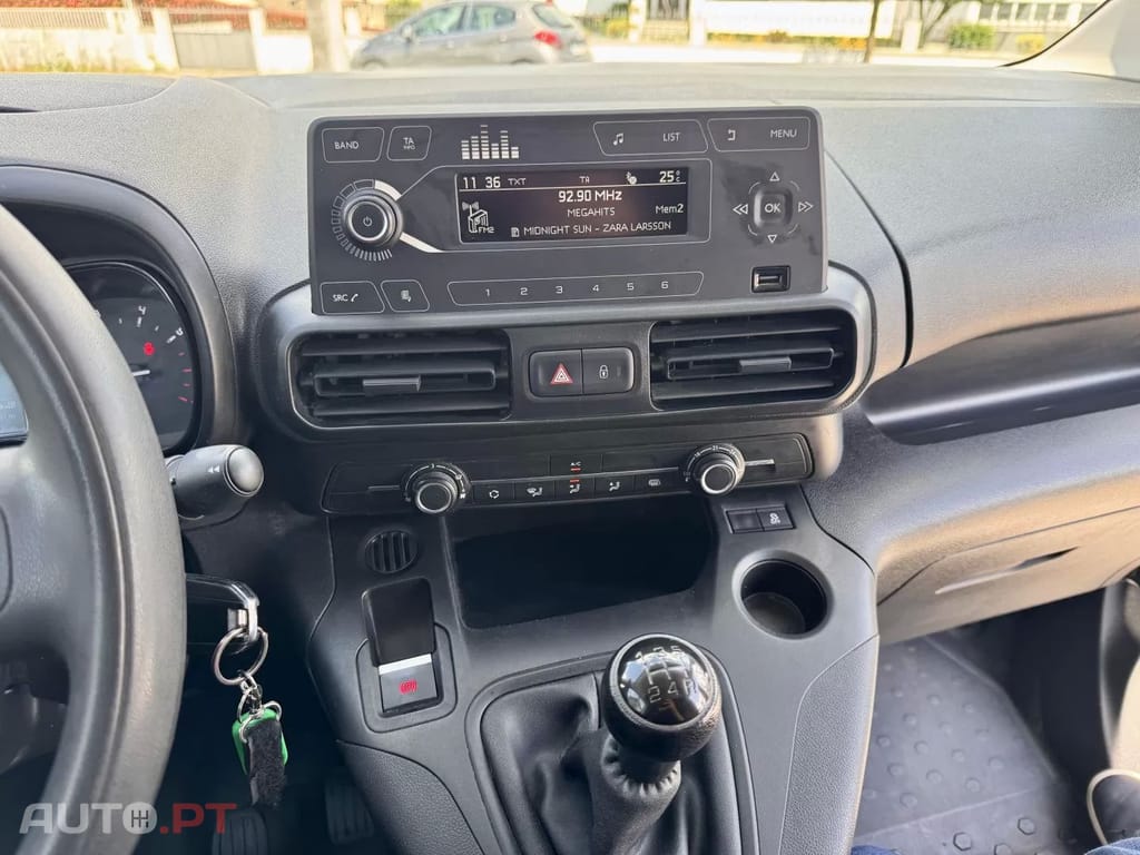 Citroen Berlingo 1.5 HDi FIBRADA - 3 Lugares
