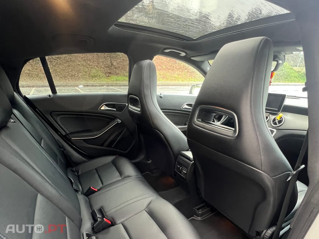 Mercedes-Benz CLA 220 AMG line 2.2