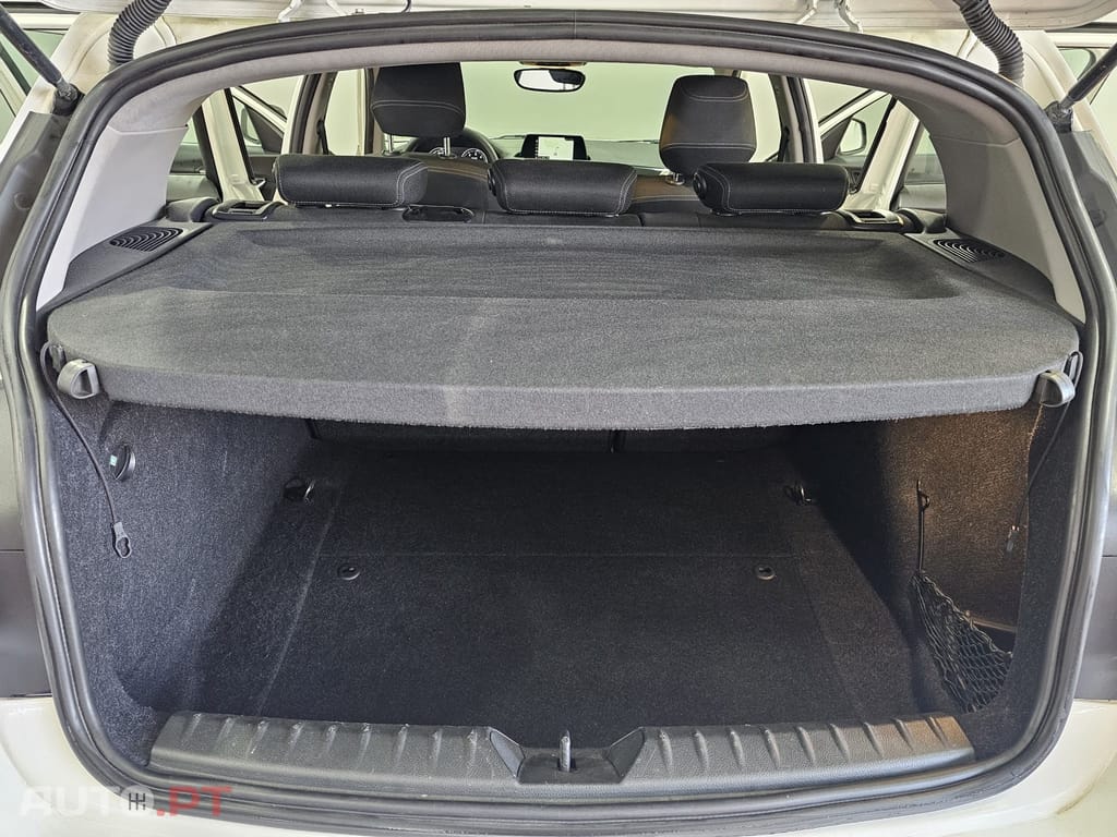 BMW 116 d Advantage Auto