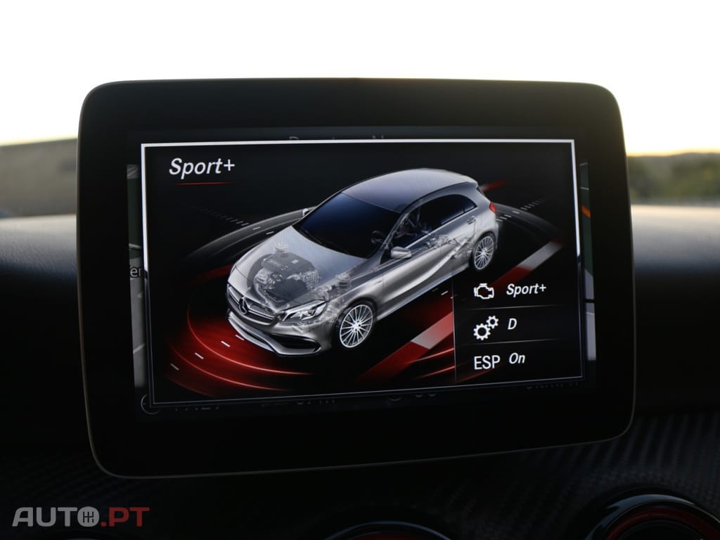 Mercedes-Benz A 45 AMG 4-Matic