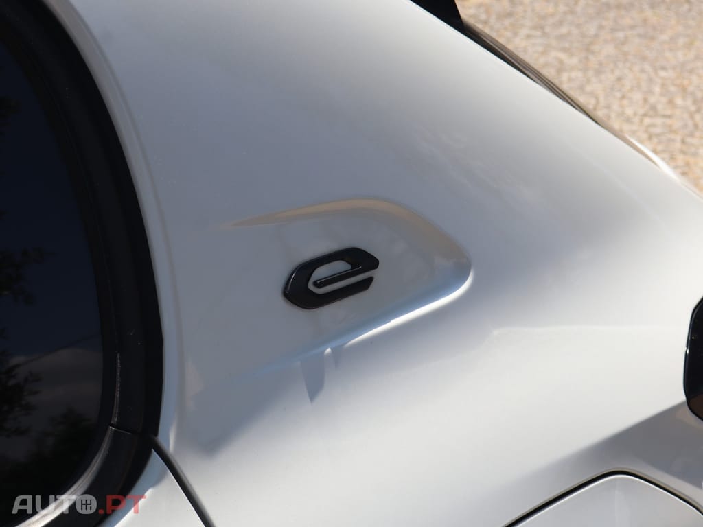 Peugeot E-208 50 kWh GT Line