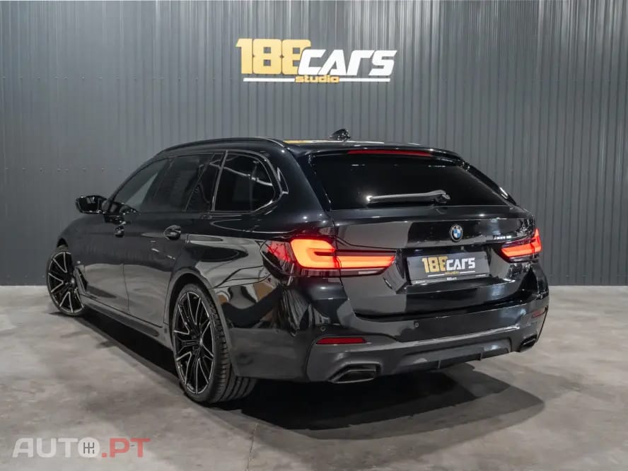 BMW 530 e Pack Desportivo M