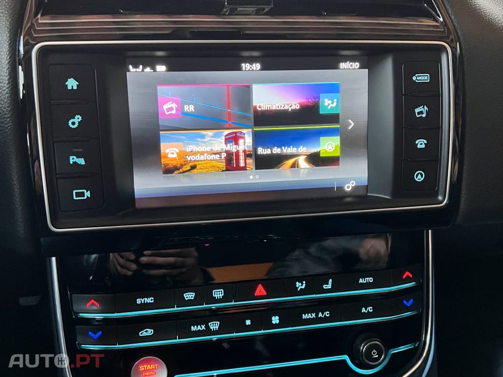 Jaguar XE Luxury