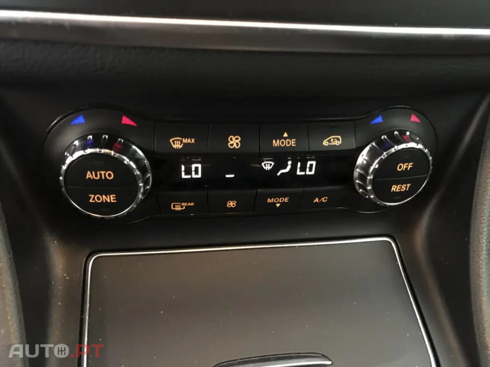 Mercedes-Benz CLA 180 d Shooting Brake AMG Line