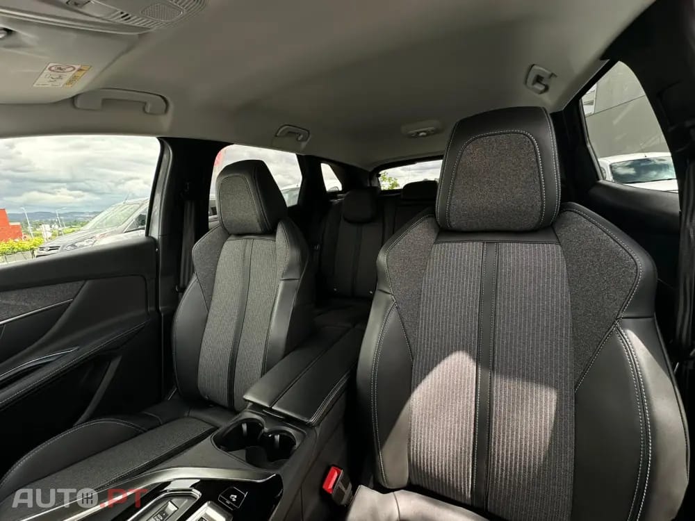 Peugeot 3008 1.5 BlueHDi Allure EAT8