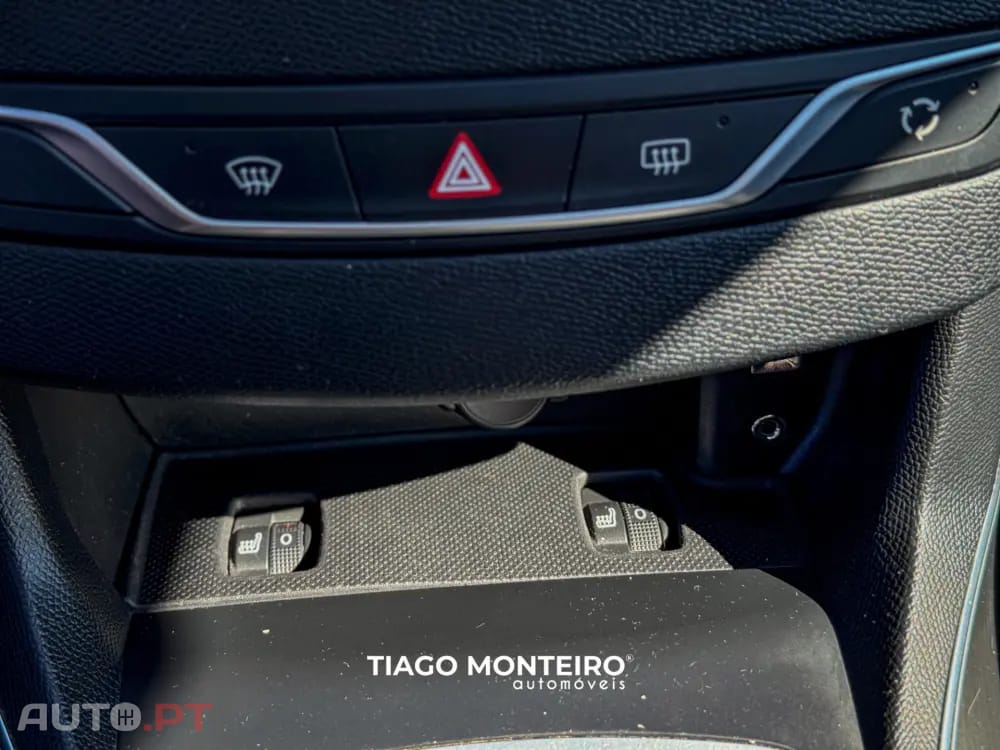 Peugeot 308 BlueHDi FAP 120 Stop&Start Winter Edition