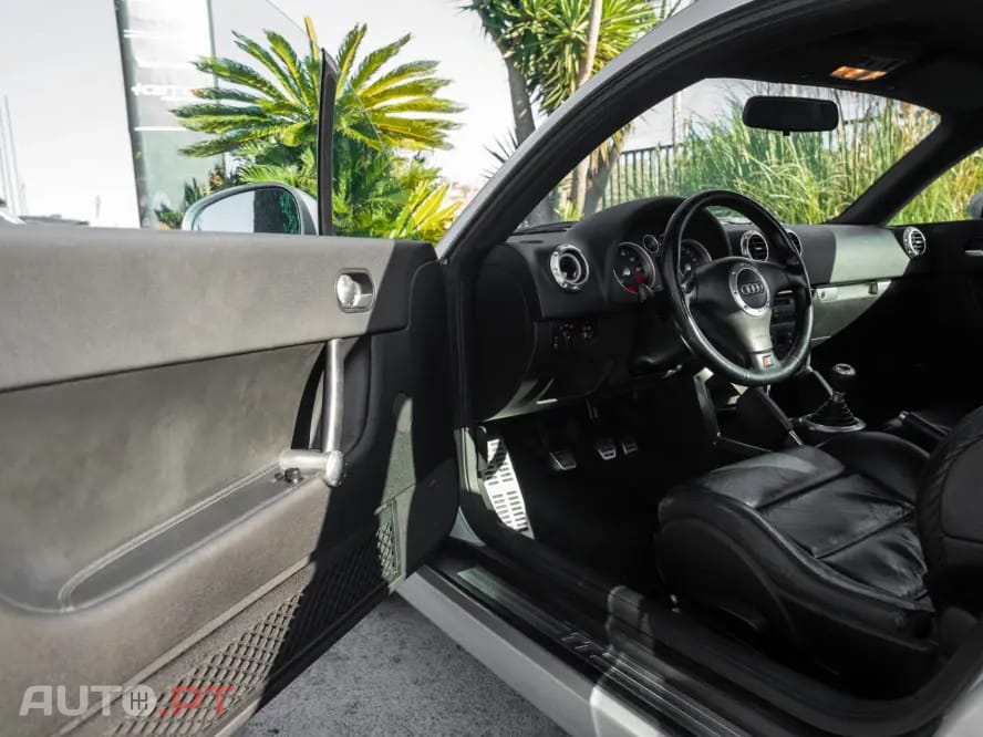 Audi TT 1.8 T quattro