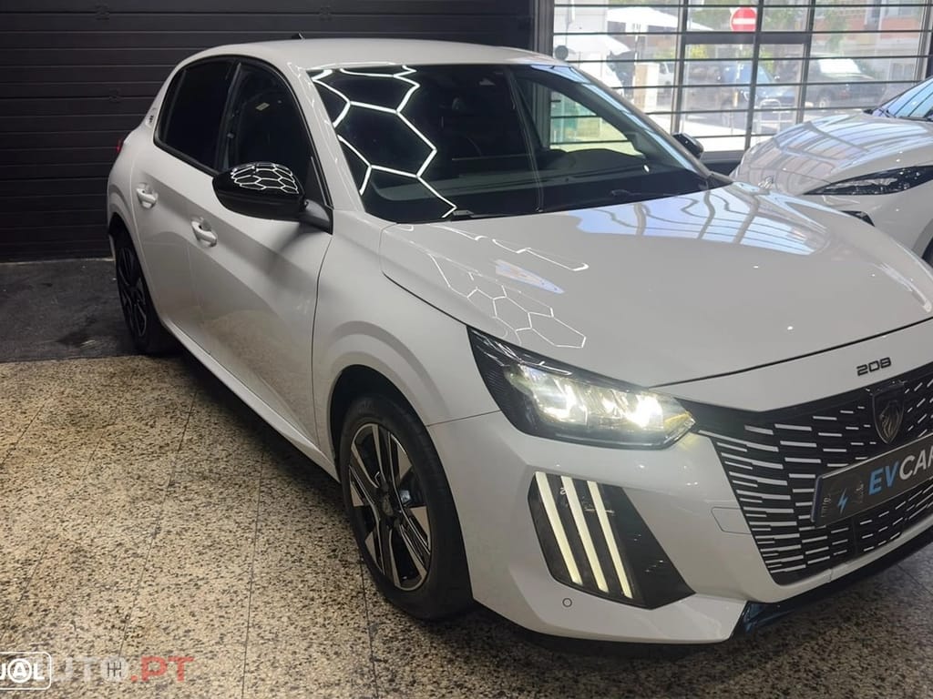 Peugeot E-208 Allure
