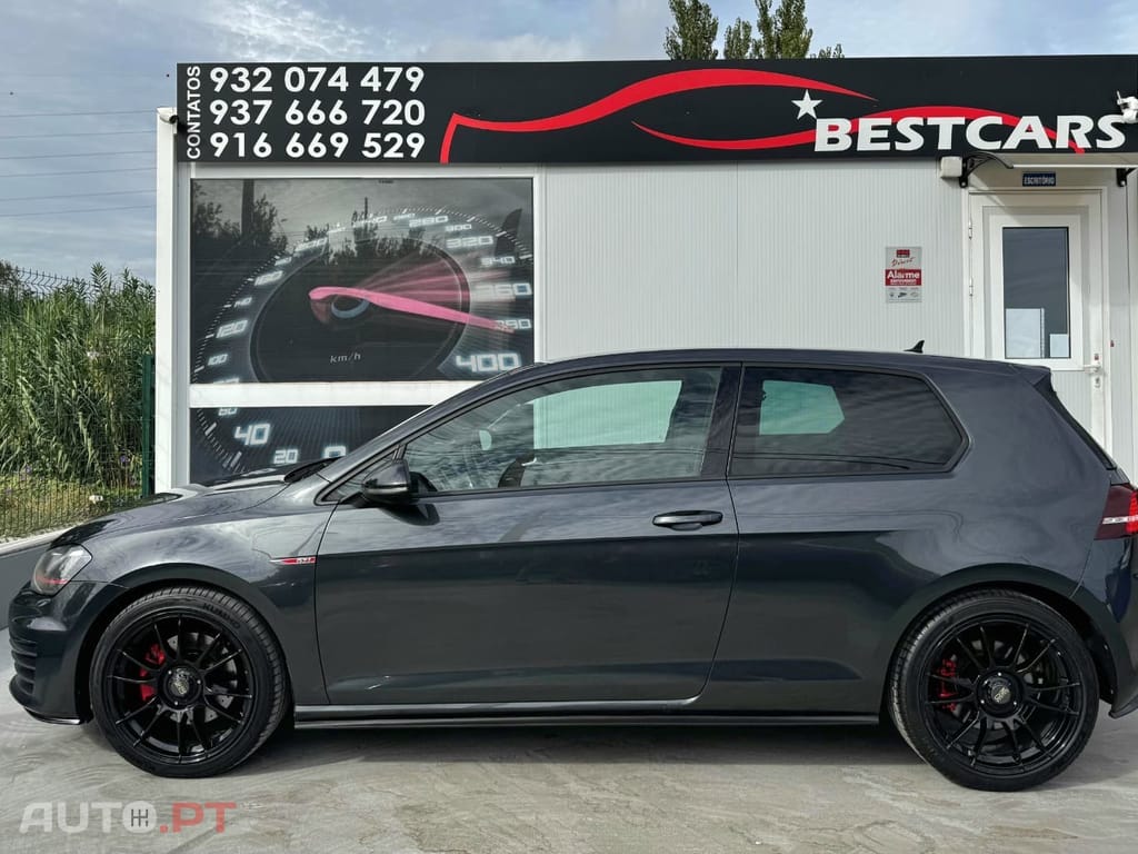 Volkswagen Golf 2.0 TSI GTI