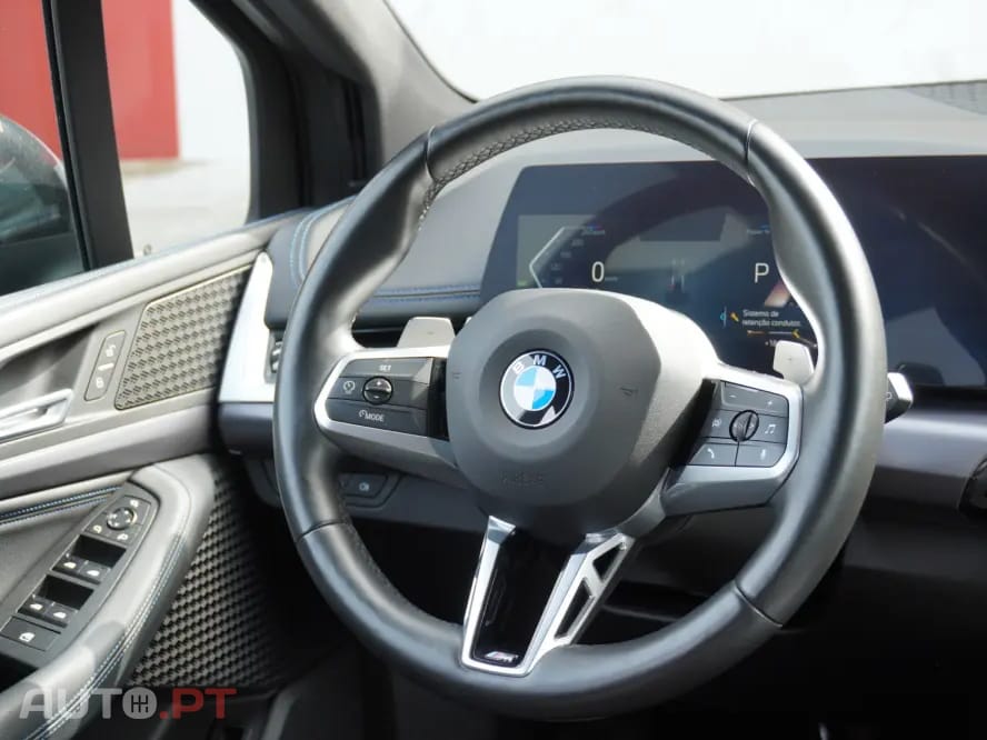BMW 218 i Pack Desportivo M Auto