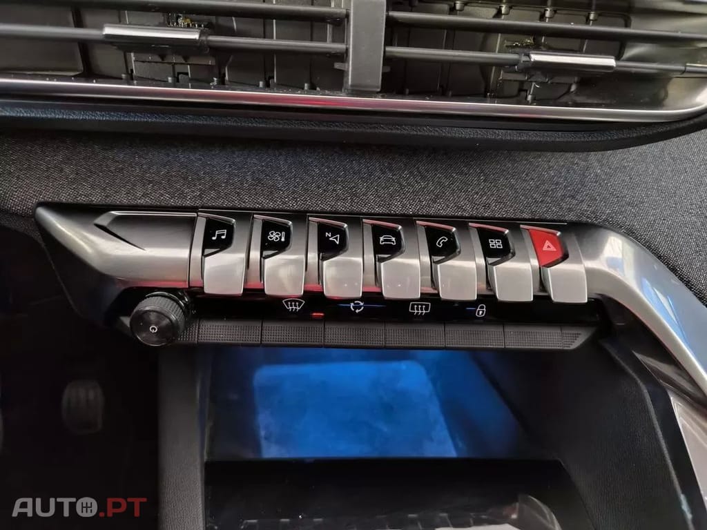 Peugeot 3008  Puretech 130 Stop Start Gpf Allure Pack