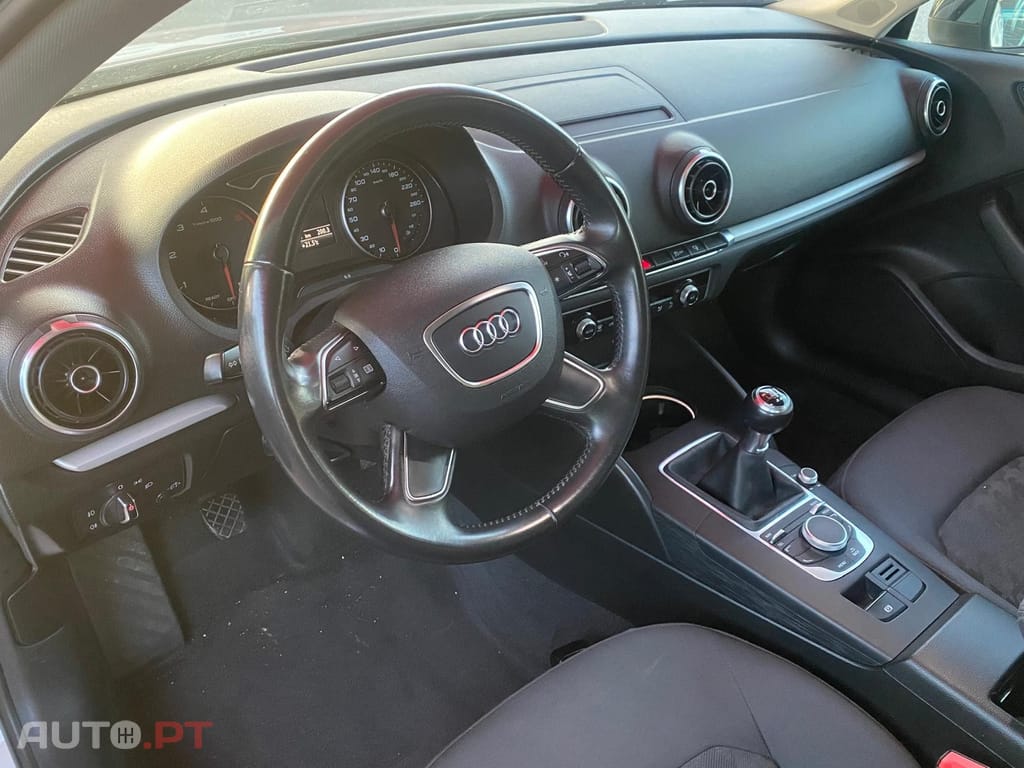 Audi A3 1.6 TDI S-line