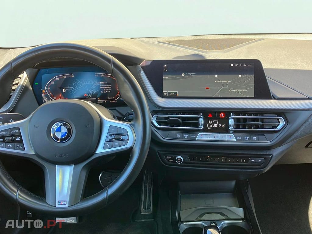 BMW 118 i Pack Desportivo M Auto