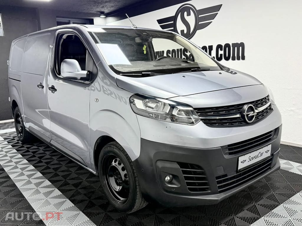Opel Vivaro 2.0 CDTi L3H1 Essentia Inc