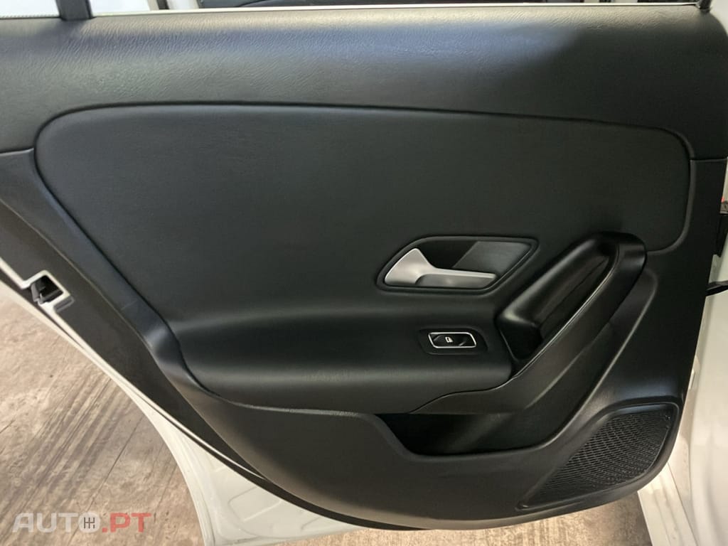 Mercedes-Benz A 250 e STYLE PLUS