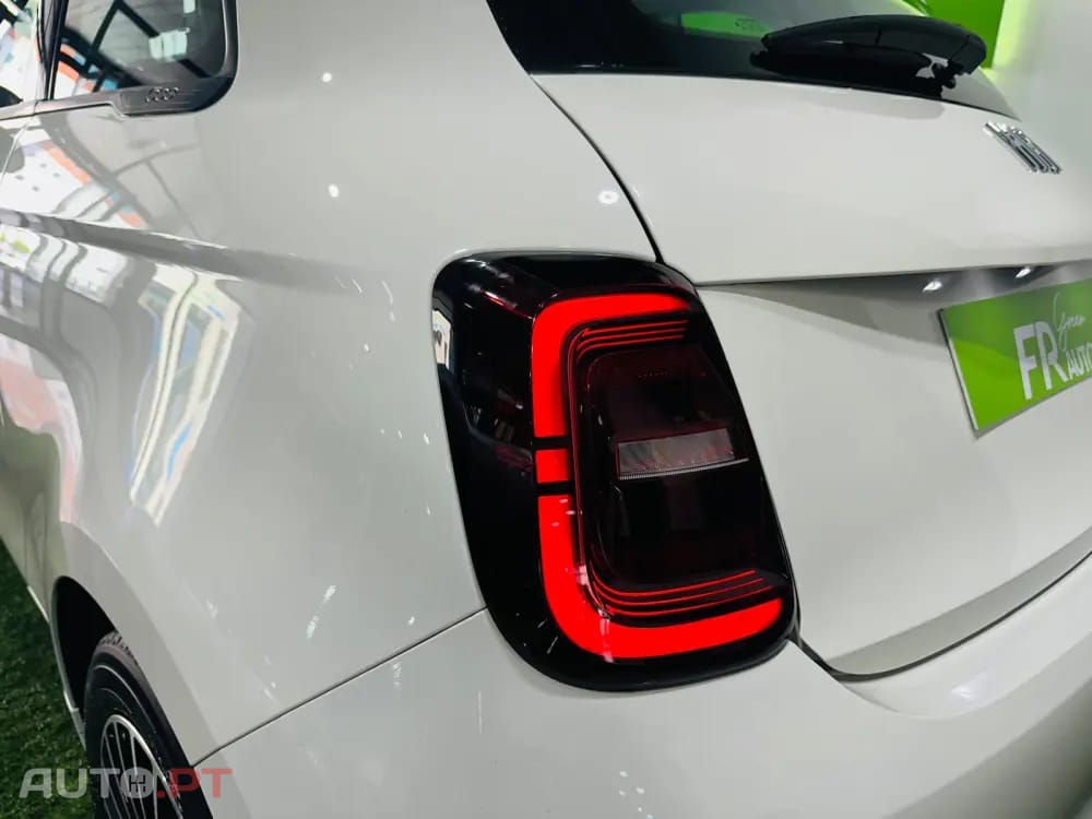 Fiat 500e 42 kWh
