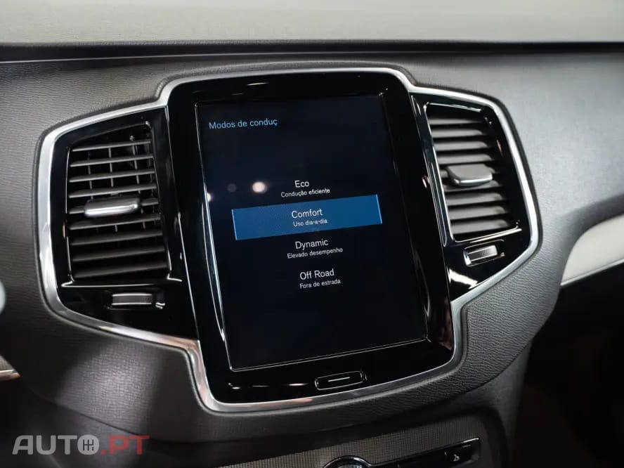 Volvo XC90 2.0 D4 R-Design