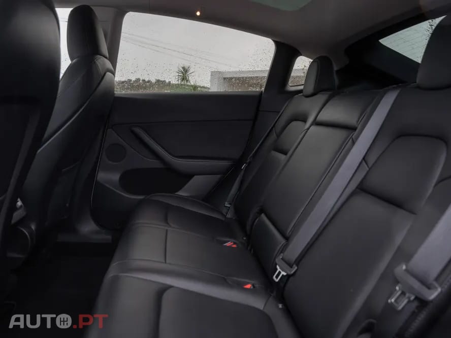 Tesla Model Y Tração Traseira