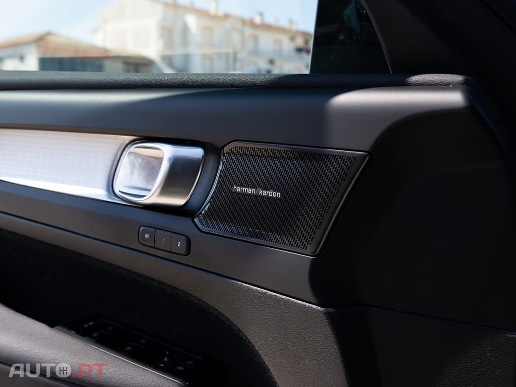 Volvo XC40 1.5 T5 PHEV Plus Bright