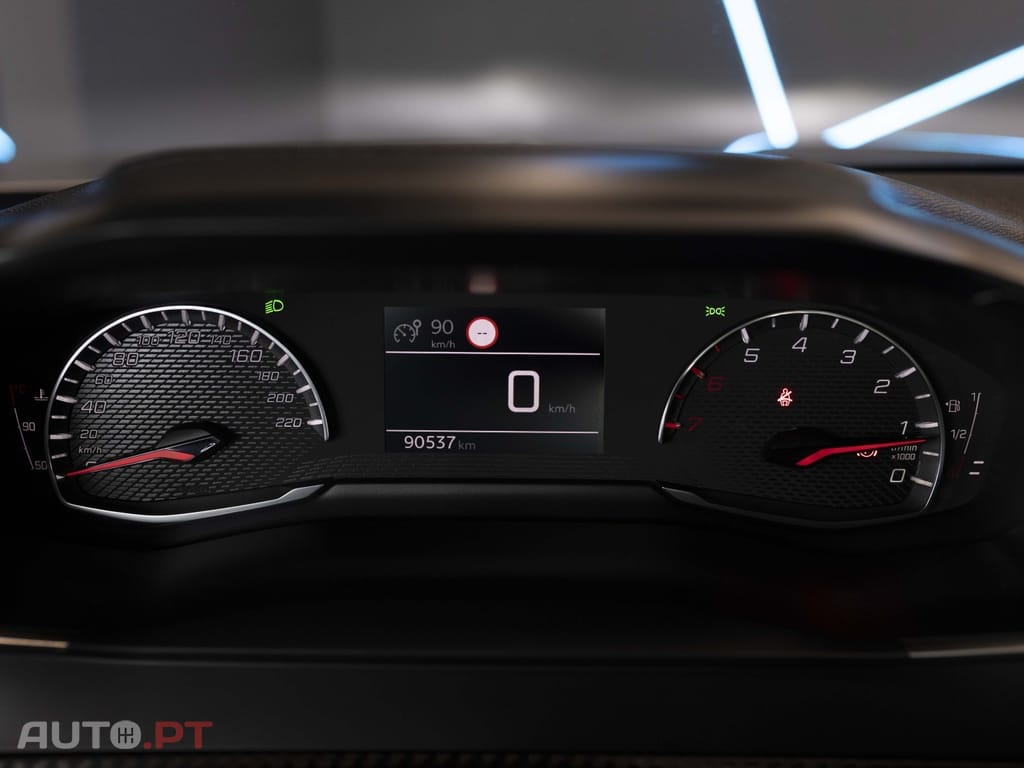 Peugeot 2008 1.5 BlueHDi Active