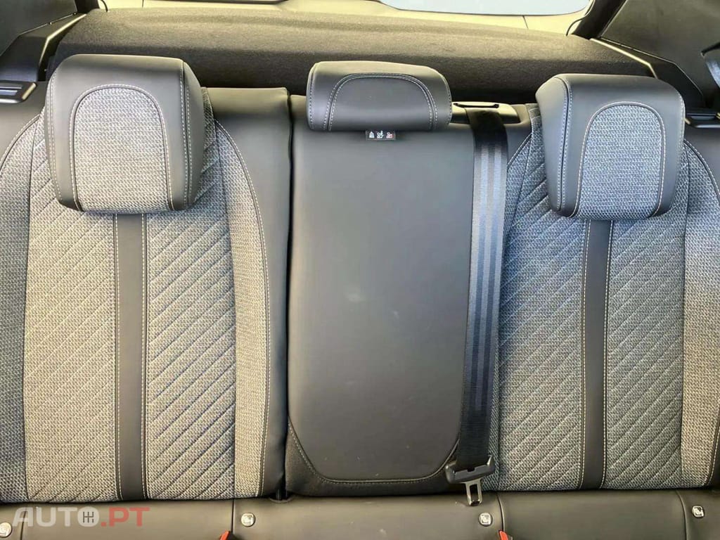 Peugeot 2008 1.2 PureTech Allure