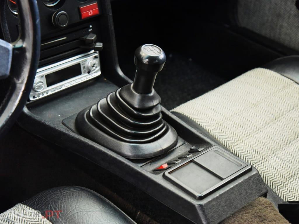 Porsche 924 COUPE 2.0