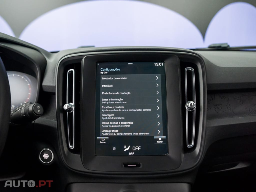 Volvo XC40 1.5 T2 Momentum Core