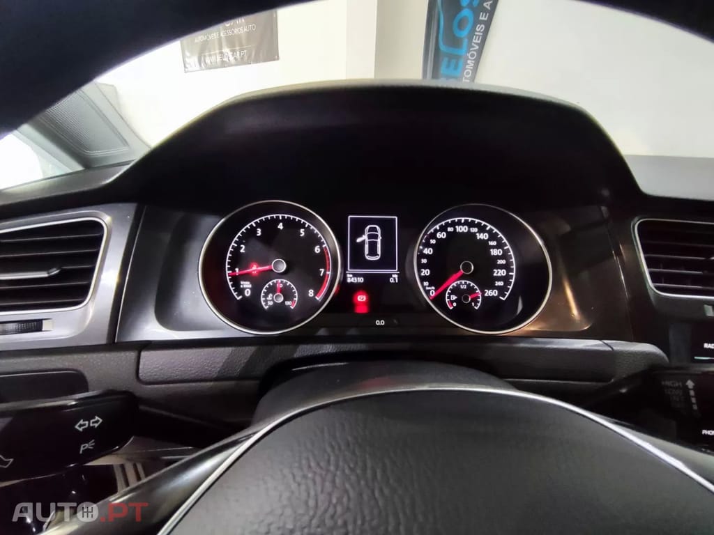 Volkswagen Golf 1.0 TSI Confortline