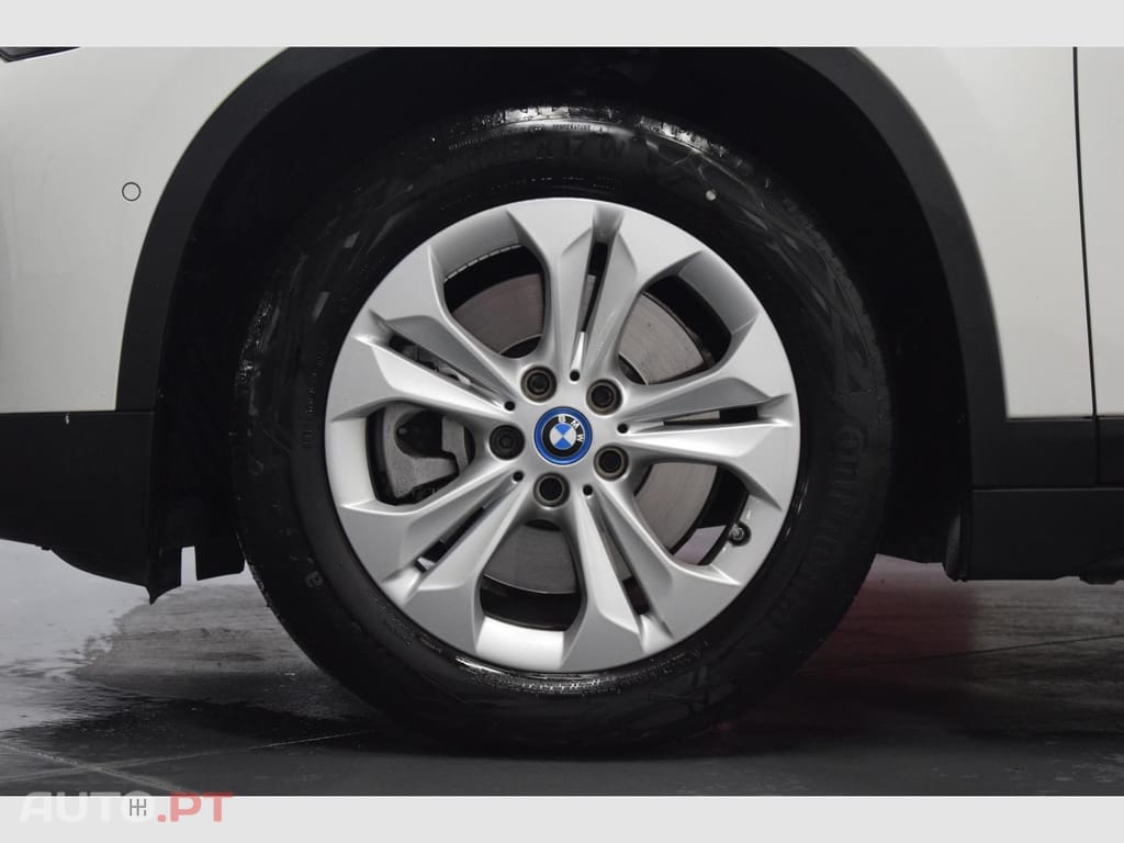 BMW X1 xDrive25e