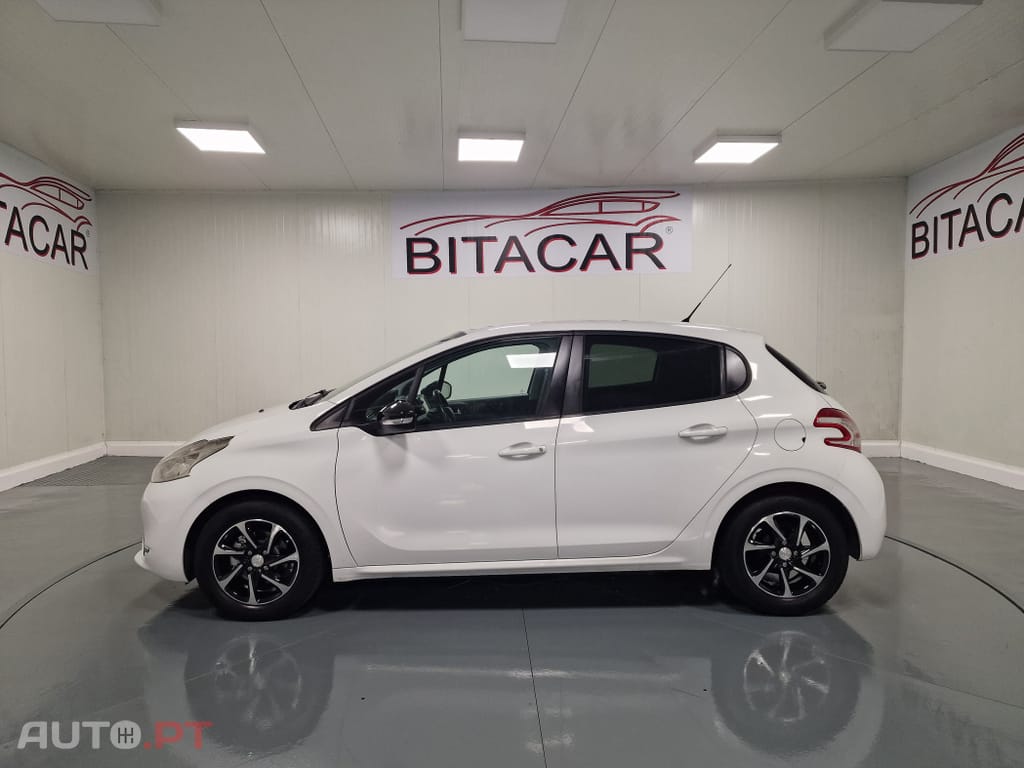 Peugeot 208 1.4 HDi Active