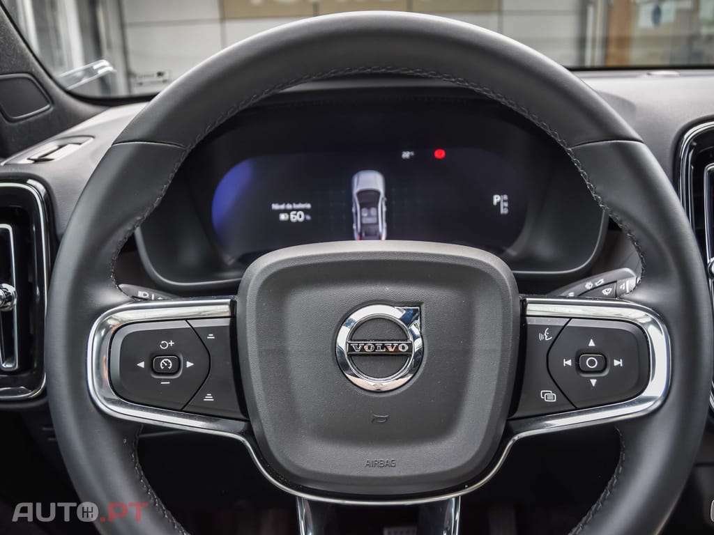 Volvo C40 Recharge Extended Range Plus