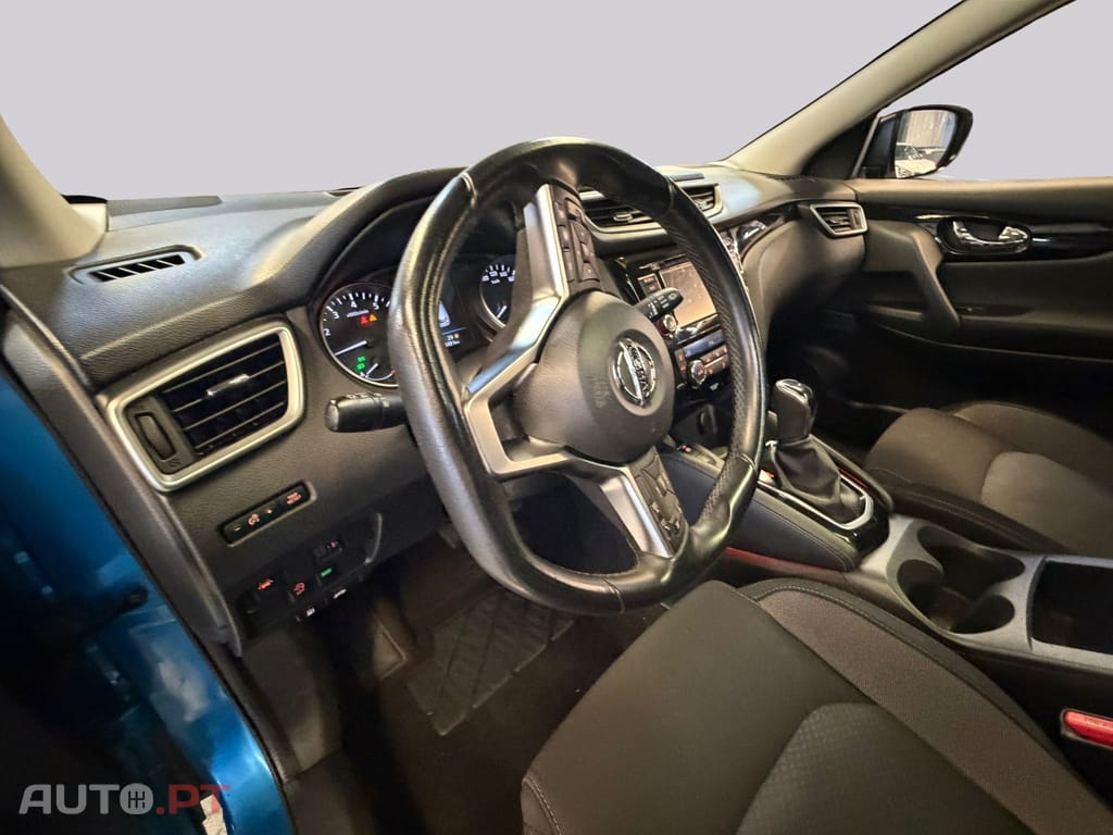 Nissan Qashqai 1.3 DIG-T N-Connecta