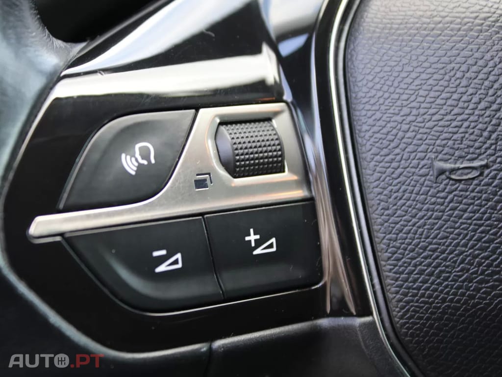 Peugeot 3008 1.6 BlueHDi Active