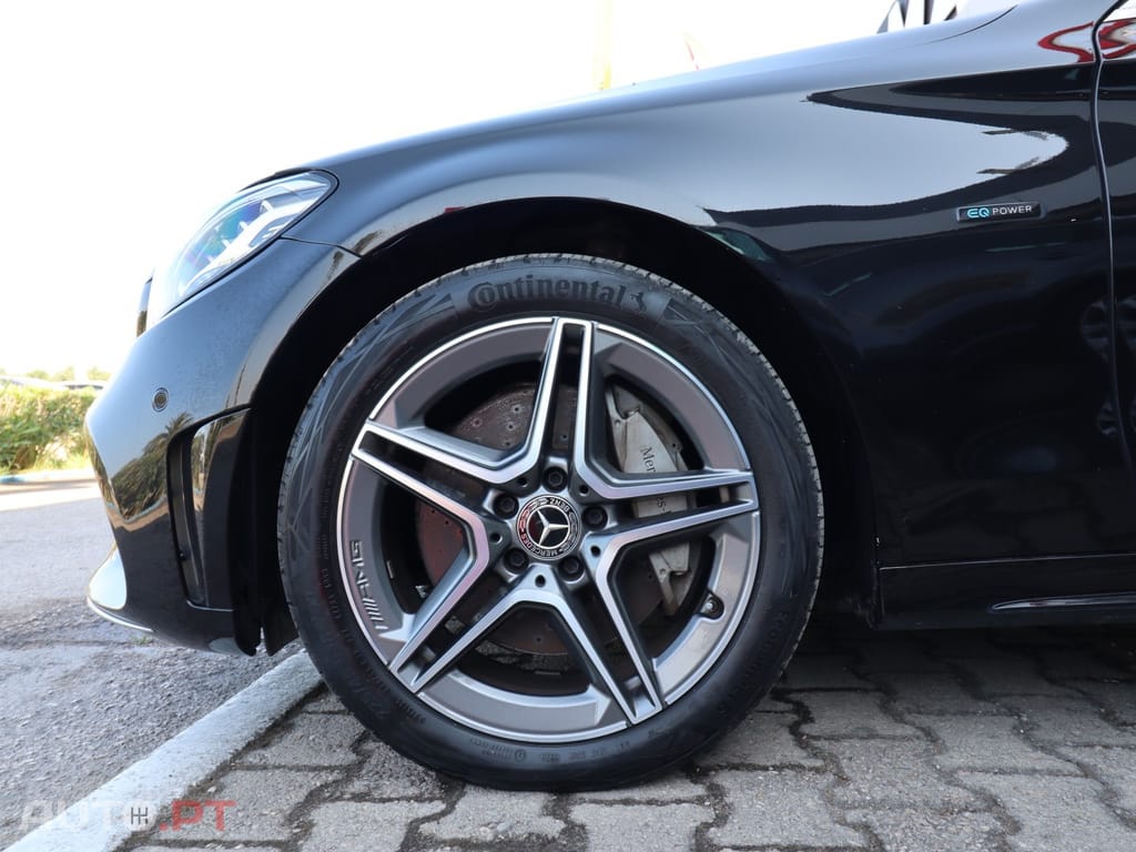Mercedes-Benz C 300 de AMG Line