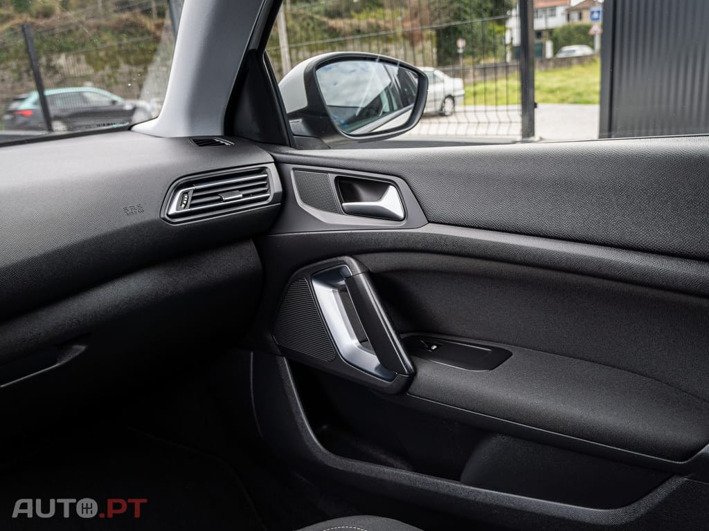 Peugeot 308 1.6 e-HDi Active