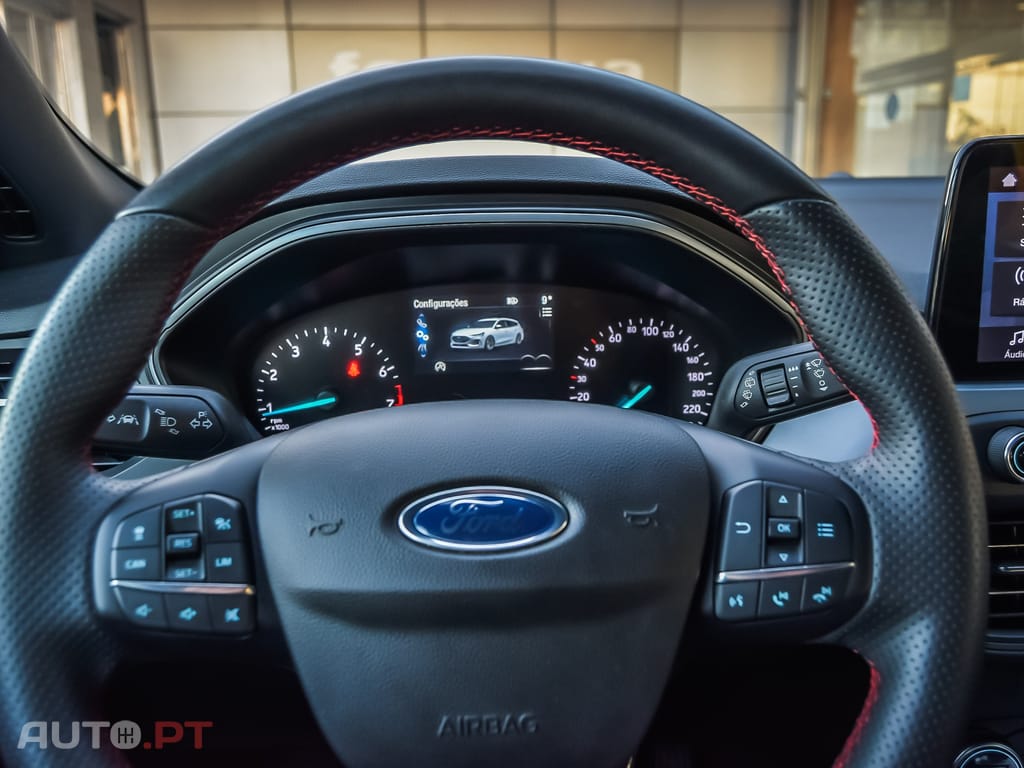Ford Focus SW 1.0 EcoBoost ST-Line