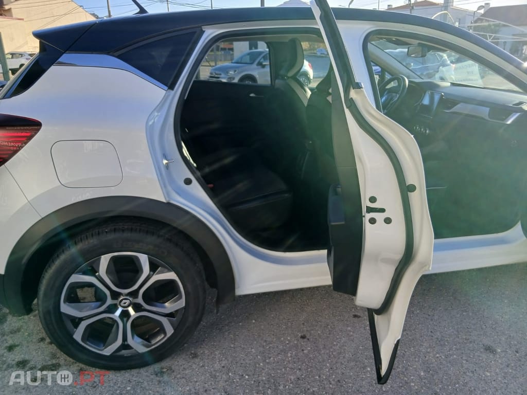 Renault Captur 1.0 TCe Exclusive
