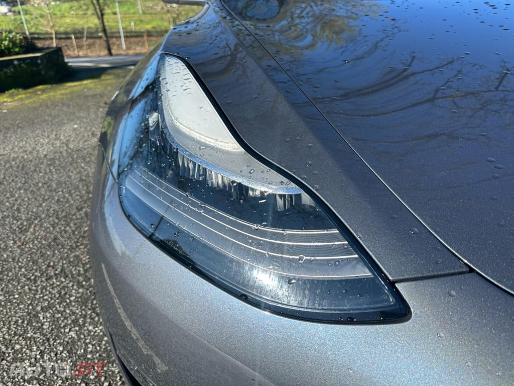 Tesla Model 3 Long-Range Dual Motor AWD