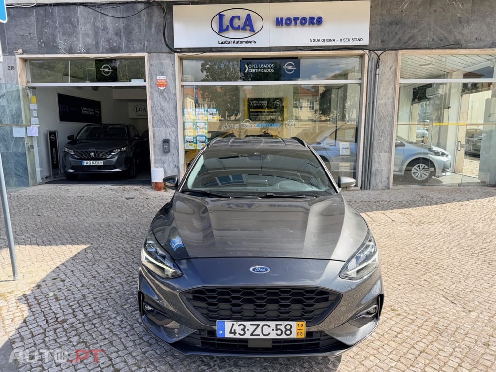 Ford Focus SW 1.0 EcoBoost ST-Line X