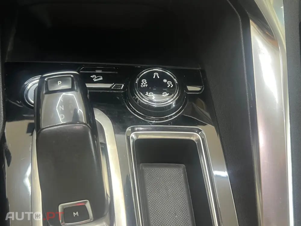 Peugeot 3008 1.5 BlueHDi GT Line J19 EAT8