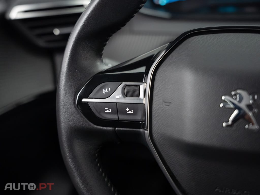 Peugeot E-208 50 kWh Active Pack