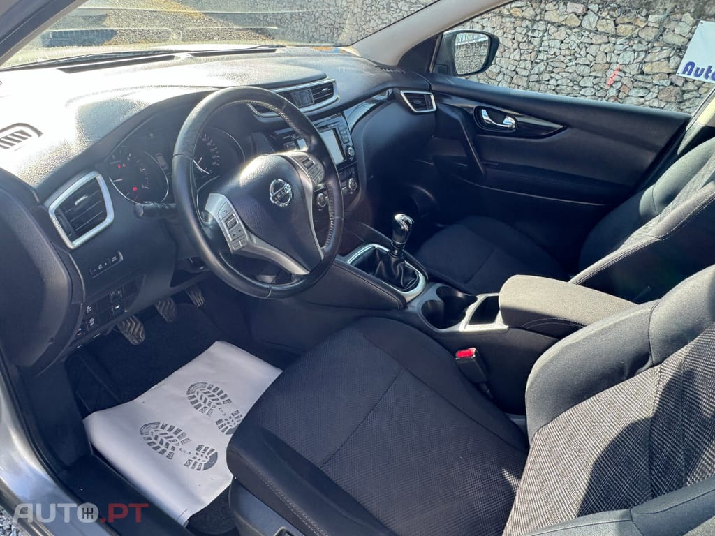 Nissan Qashqai 1.5 dCi N-Connecta 18