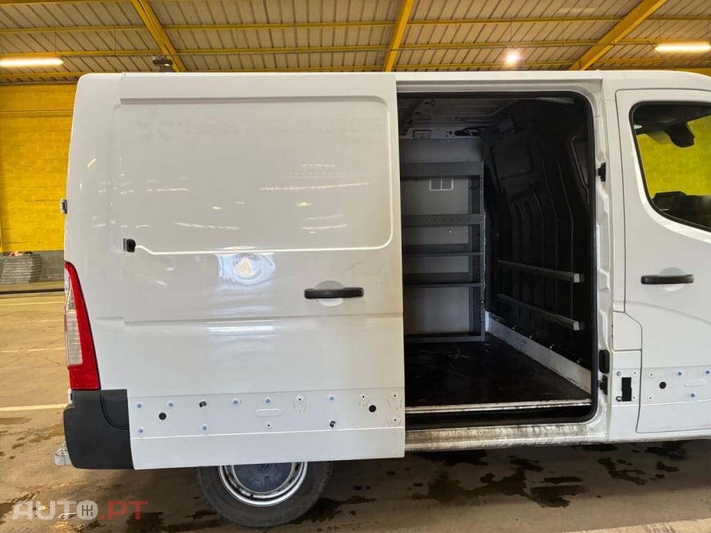 Renault Master 2.3 dCi L1H1 3.5T