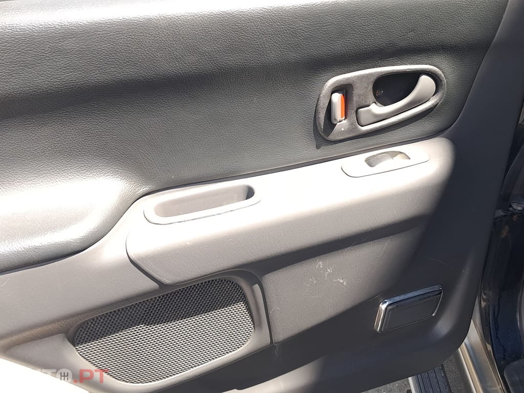 Mitsubishi Pajero Sport 2.5 TD GLS