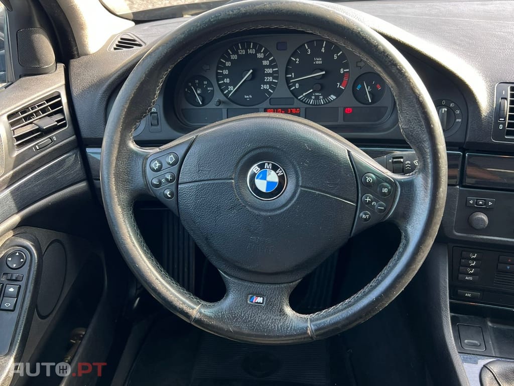 BMW 520 i Pack M
