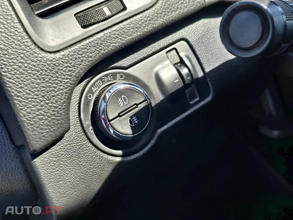 Opel Insignia Outro