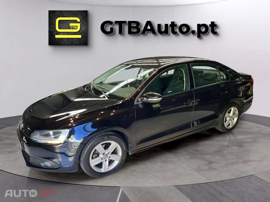 Volkswagen Jetta 1.6 TDI Advance BlueMotion