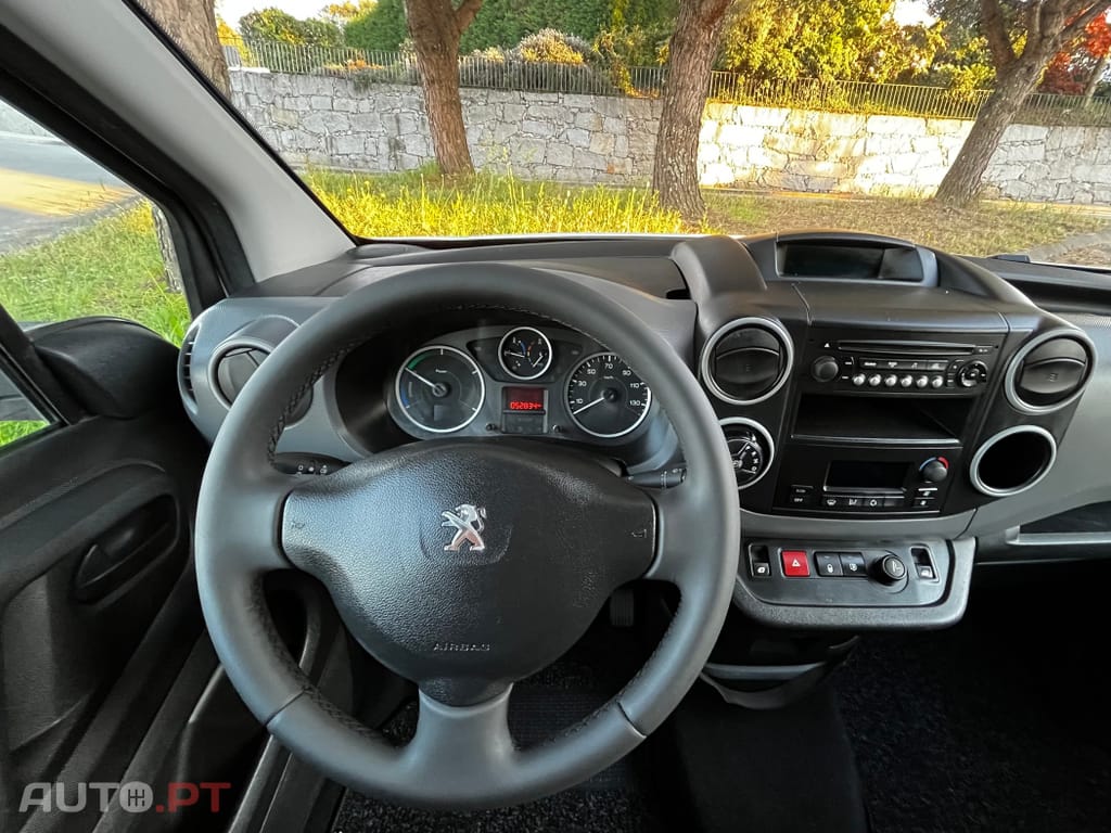 Peugeot E-Partner Elétrica