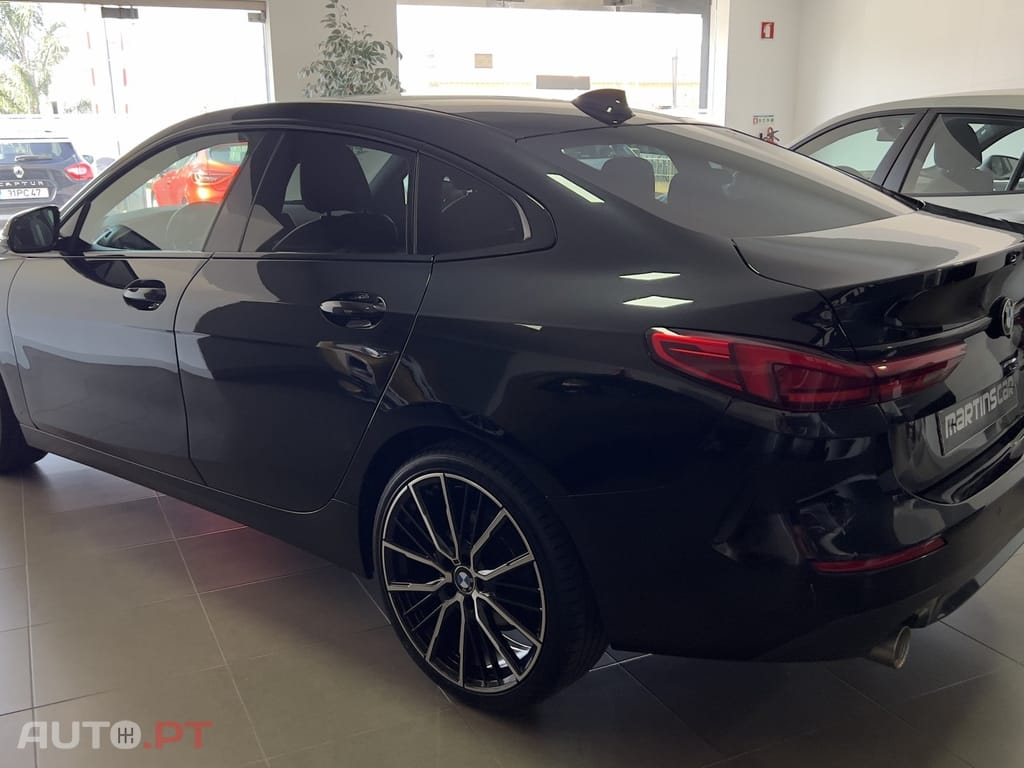 BMW 218 i Aut.Sport Line